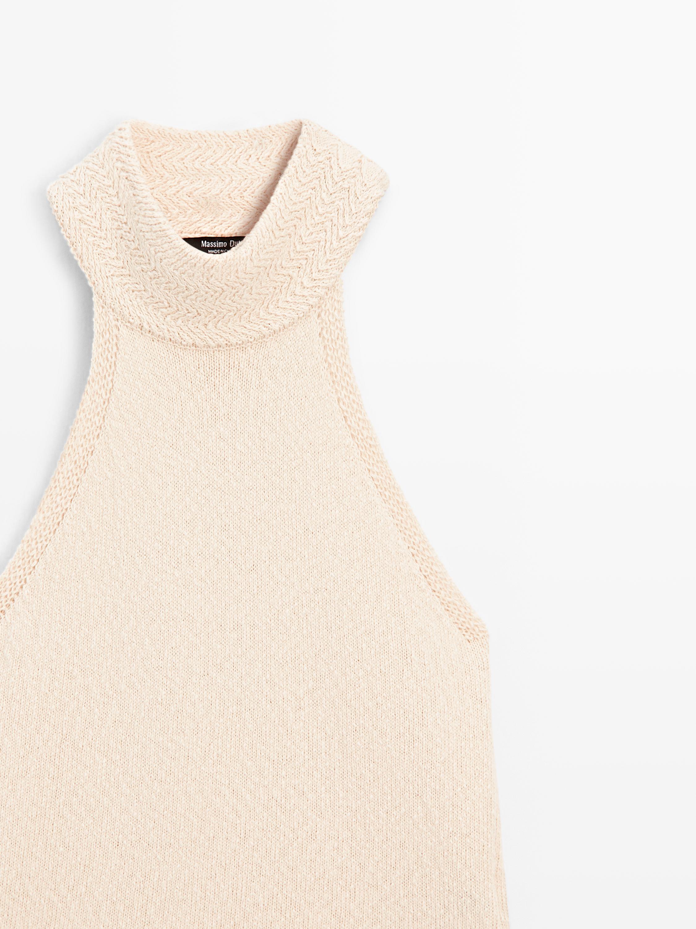 Textured knit halterneck top